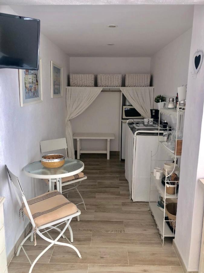 Estudio A 10 Minutos Del Puerto Banus Estepona Exterior photo